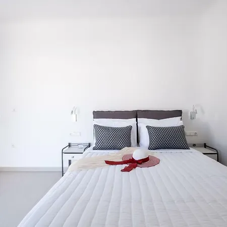 Santoterra Antigua Bed & Breakfast