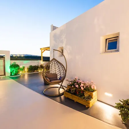 Santoterra Antigua Bed and Breakfast Καρτεράδος