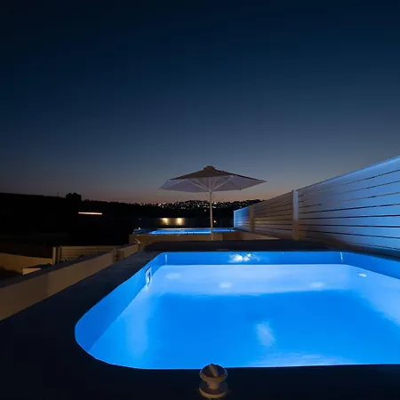 Santoterra Antigua Bed and Breakfast Καρτεράδος